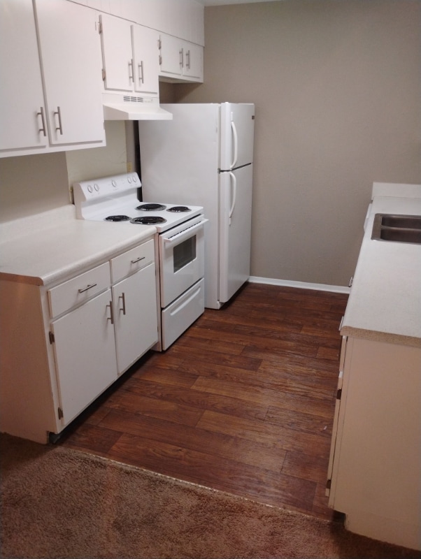 property at 900 Mountain Creek Rd