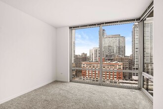 757 S Clark St in Chicago, IL - Building Photo - Building Photo