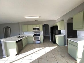 606 Bluebill Ct in Kissimmee, FL - Foto de edificio - Building Photo