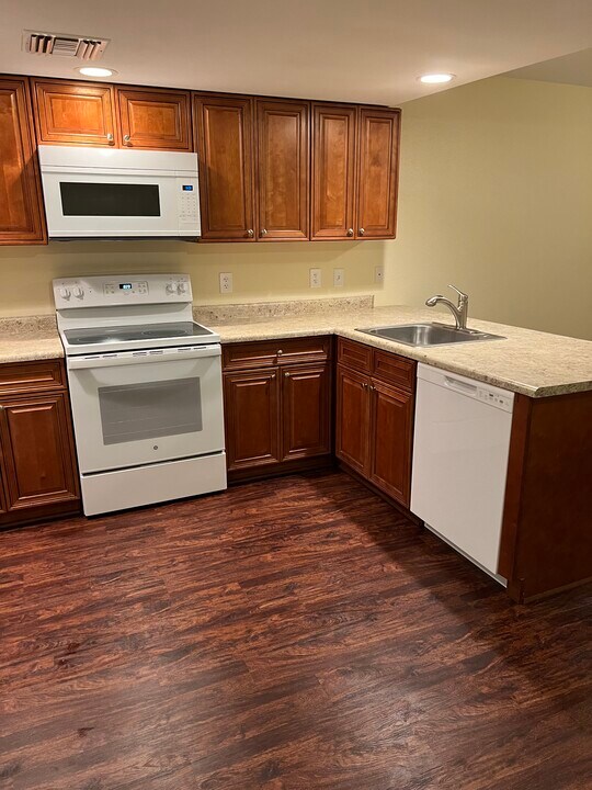 3024 E Carey Ave, Unit 1 in North Las Vegas, NV - Foto de edificio