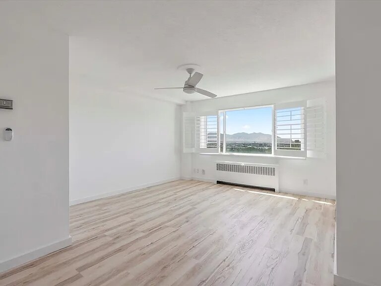 130 S 1300 E in Salt Lake City, UT - Building Photo