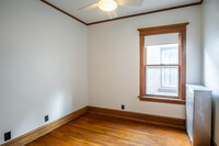 3936 N Lawndale Ave, Unit 2 in Chicago, IL - Building Photo - Building Photo