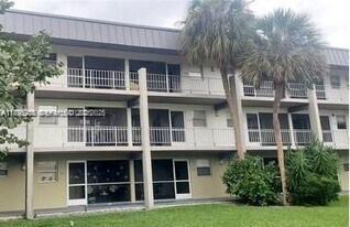 250 Layne Blvd in Hallandale Beach, FL - Building Photo