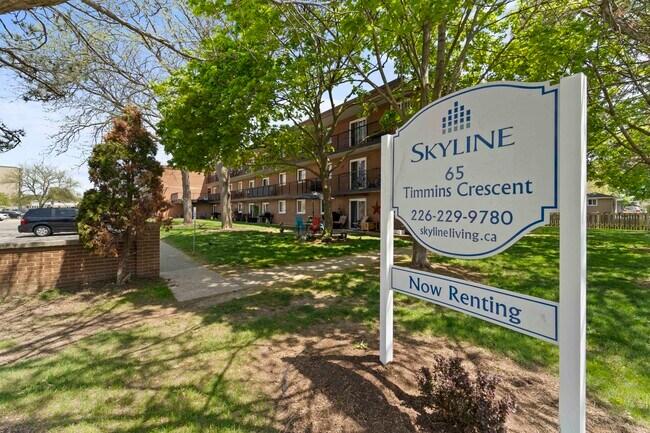 65 Timmins Crescent in Chatham, ON - Building Photo - Building Photo