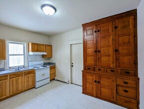 724 N Walnut St in Lansing, MI - Building Photo - Building Photo