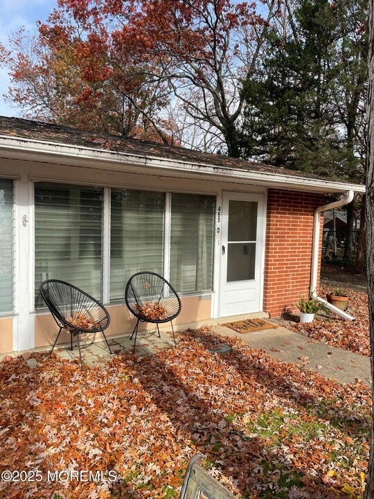 469D Thornbury Ct in Lakewood, NJ - Building Photo