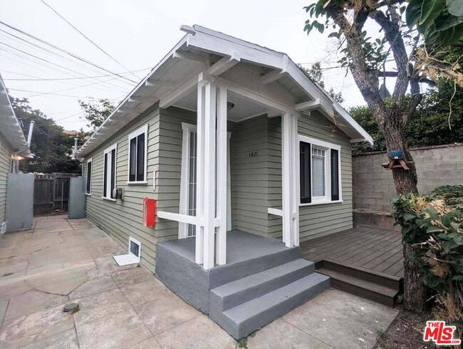 property at 1421 Kellam Ave
