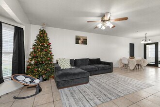 400 Brown Pl in Crestview, FL - Building Photo - Building Photo