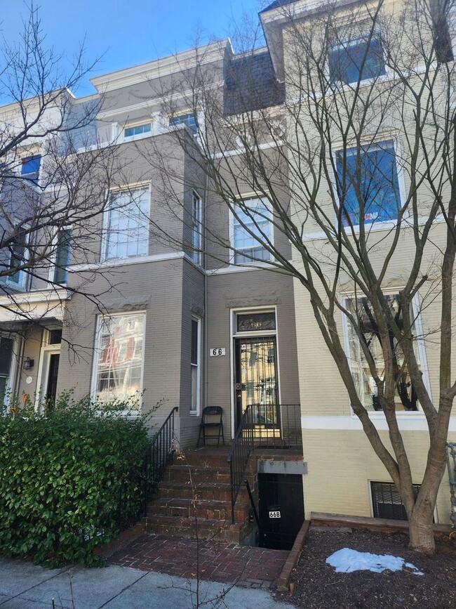 property at 66 V St NW