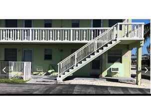 702 N L St in Lake Worth Beach, FL - Building Photo - Building Photo
