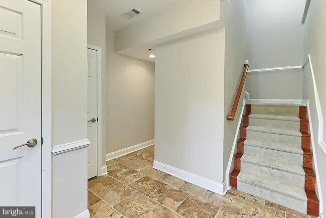 2022 N Culpeper St in Arlington, VA - Building Photo - Building Photo