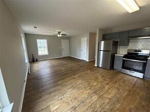 3176 Macedonia Station Dr SW in Powder Springs, GA - Building Photo - Building Photo