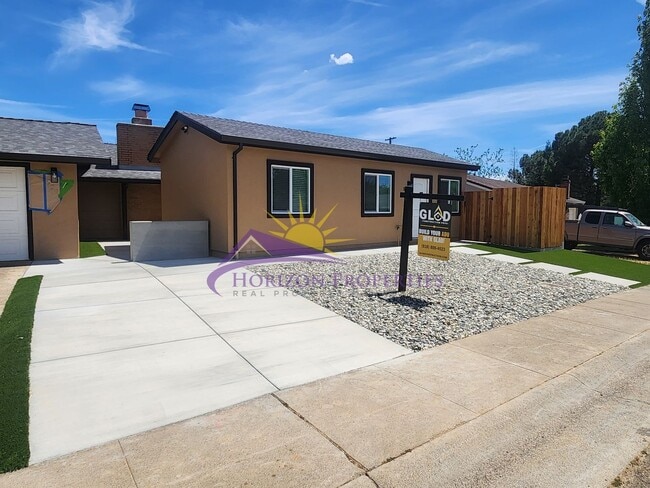 5922 Deary Way in Orangevale, CA - Building Photo - Building Photo