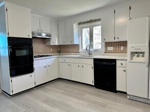 349 Lagrange St in Boston, MA - Building Photo - Building Photo