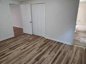 11048 Orpha Rd in Farmington, AR - Building Photo - Building Photo