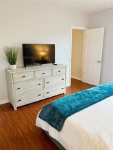 2426 SE 17th St in Fort Lauderdale, FL - Building Photo - Building Photo