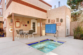 2501 W Zia Rd, Unit Building10Unit108 in Santa Fe, NM - Building Photo - Building Photo