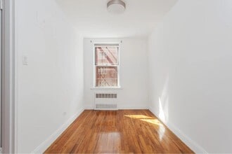 855 E 7th St in Brooklyn, NY - Building Photo - Building Photo