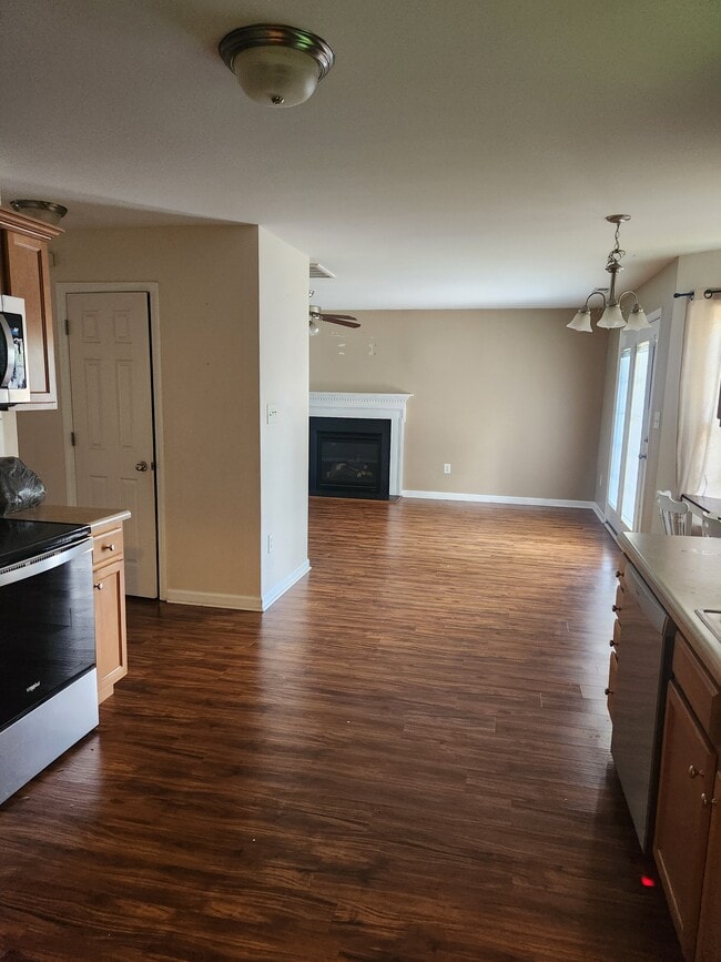 420 Valley Oak Dr in Bunnlevel, NC - Building Photo - Building Photo
