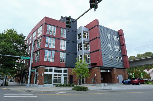 Mt. Baker Lofts in Seattle, WA - Foto de edificio - Building Photo