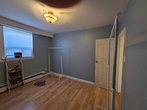 14 Denbigh Cres in Toronto, ON - Building Photo - Building Photo