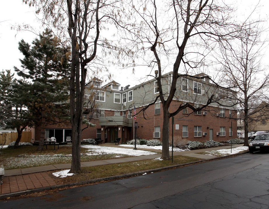 Emerson Gardens in Denver, CO - Building Photo