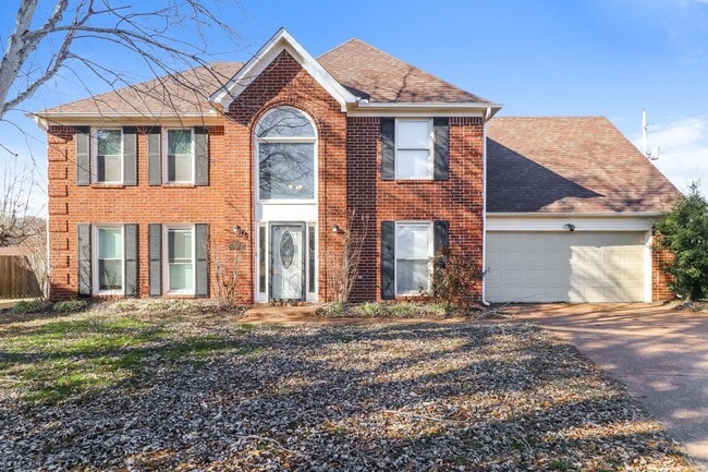 property at 1465 Farmyard Cove