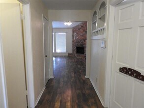 18831 Yaupon Trail in Humble, TX - Foto de edificio - Building Photo
