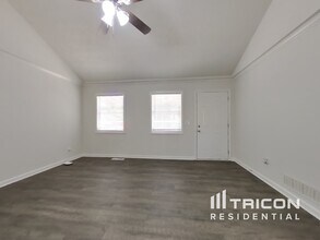 3764 Cherokee Overlook Dr in Canton, GA - Building Photo - Building Photo