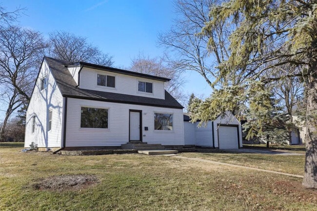 property at 1S480 Monterey Ave