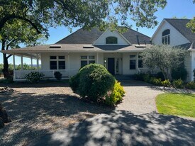 150 Old Vine Ln in Windsor, CA - Building Photo
