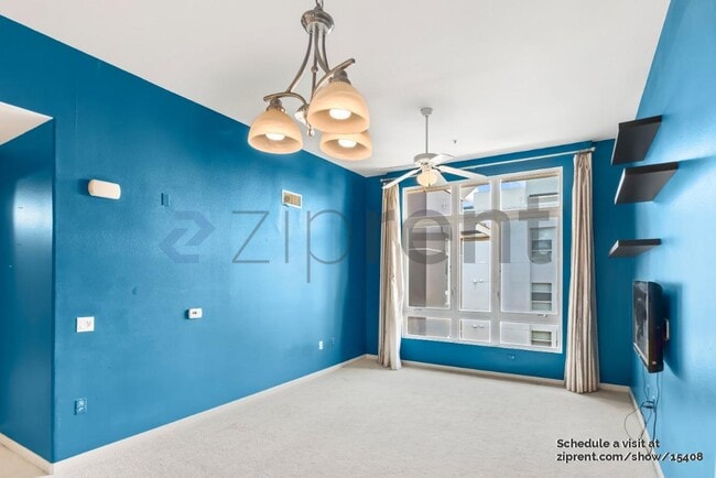 1101 S Main St in Milpitas, CA - Foto de edificio - Building Photo