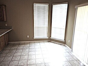 10613 Big Oak Dr in Fort Worth, TX - Building Photo - Building Photo