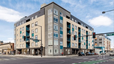 Point 21 Apartments in Denver, CO - Building Photo - Building Photo