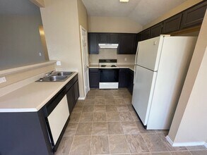 5006 Glenoak Dr in Killeen, TX - Building Photo - Building Photo