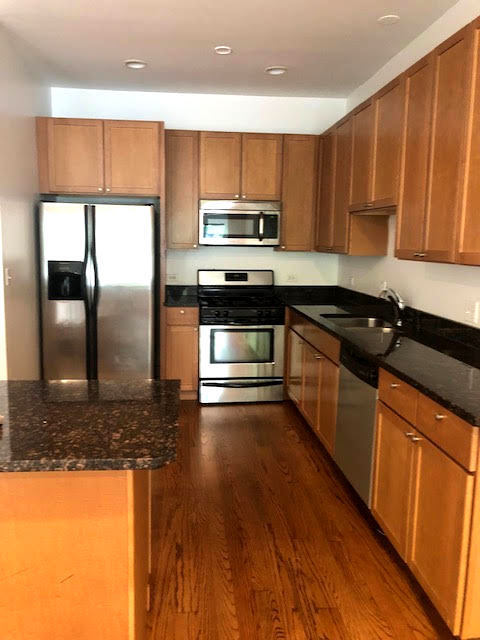 830 W Leland Ave in Chicago, IL - Building Photo - Building Photo