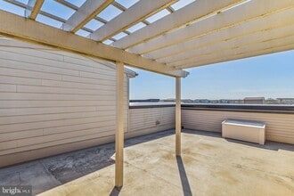 20538 Milbridge Ter in Ashburn, VA - Building Photo - Building Photo