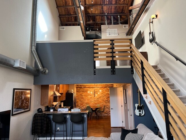 property at 3033 Blake St