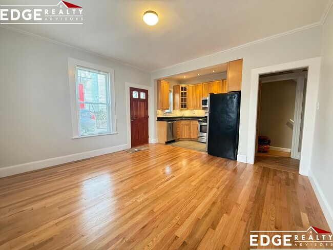 22 Eastburn St, Unit 1 in Boston, MA - Building Photo - Building Photo