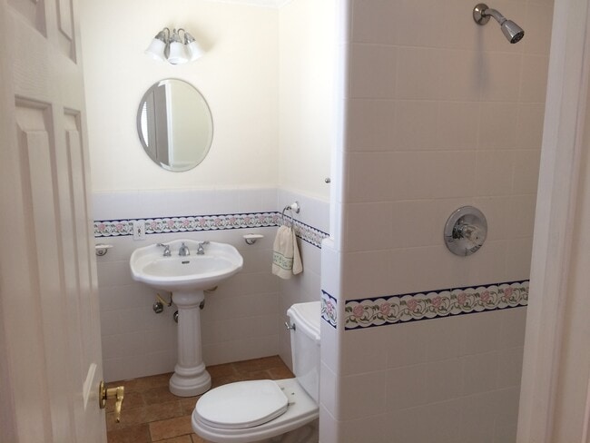 2157 Trapani Cir in Monterey, CA - Building Photo - Building Photo