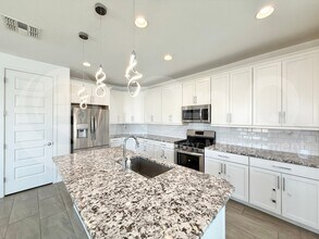 6908 S 12th Way in Phoenix, AZ - Building Photo - Building Photo
