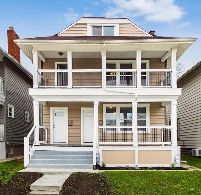 property at 770 Kelton Ave