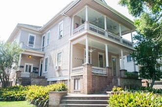 735 Exposition Blvd in New Orleans, LA - Building Photo - Building Photo