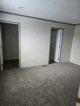 9 Collingwood Dr in Superior, WI - Building Photo - Building Photo