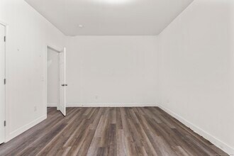 22 Brewster St in Waterbury, CT - Building Photo - Building Photo