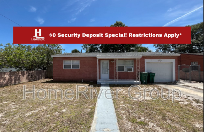 property at 1047 Park Dr