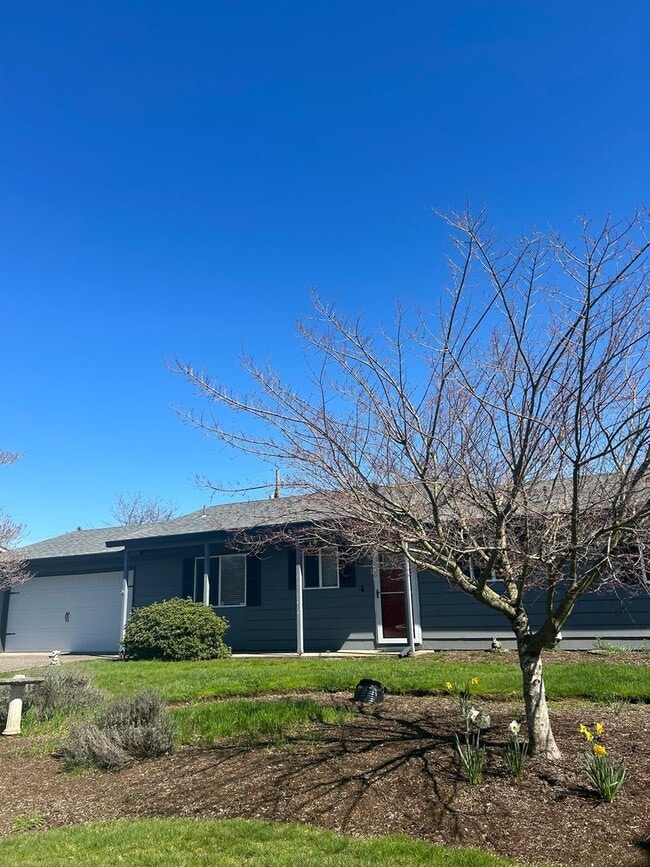 415 Memphis Way in Vancouver, WA - Building Photo - Building Photo