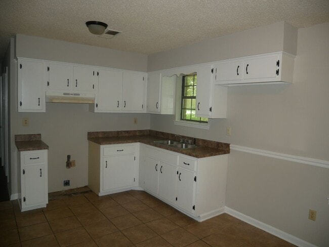 5202 Haynes Dr in Horn Lake, MS - Building Photo - Building Photo