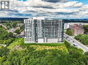 870 Queenston Rd in Hamilton, ON - Building Photo - Building Photo