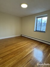 45 Winslow Rd, Unit 3H in Brookline, MA - Building Photo - Building Photo